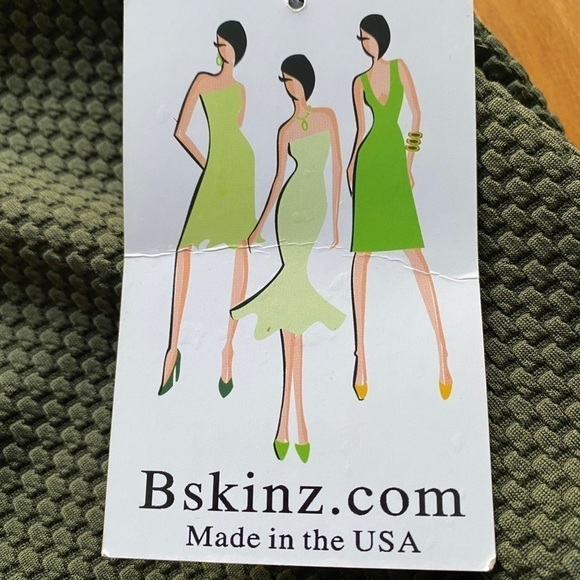 B Skinz Tonal Keyhole Dress.    Perfect to wear with heels or boots!  New w/tag - Picture 6 of 10